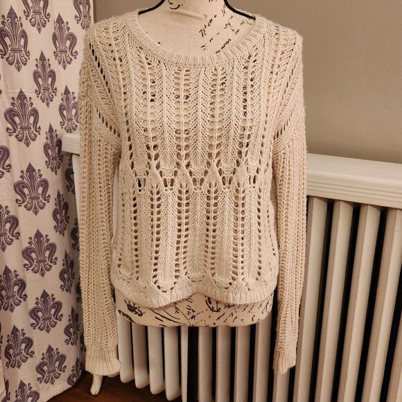 Aeropostale Oatmeal Wool Blend Crochet Cable Knit Cropped Sweater Sz S - Picture 1 of 8
